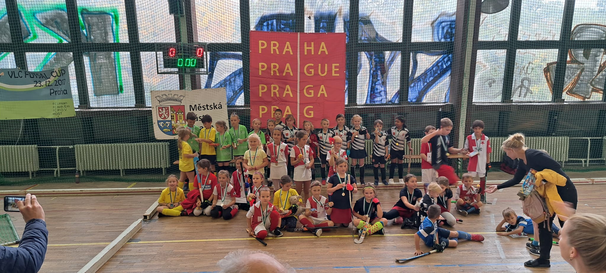 Dorostenci vezou z Německa bronz. U19 si připsala výhru 7:1